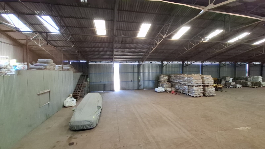 To Let commercial Property for Rent in Joostenbergvlakte Western Cape